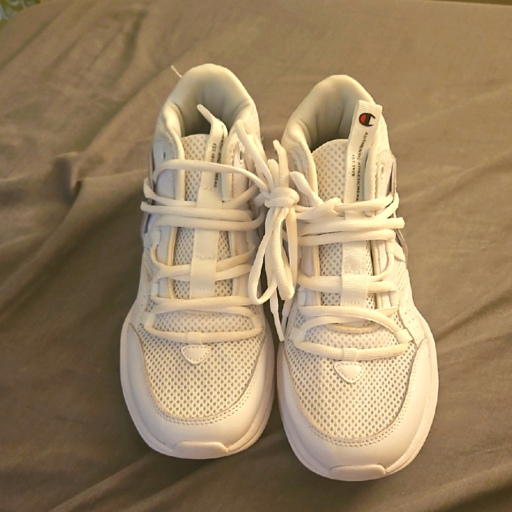 5.5Y Champion Kids All-White‎ Mesh Sneakers